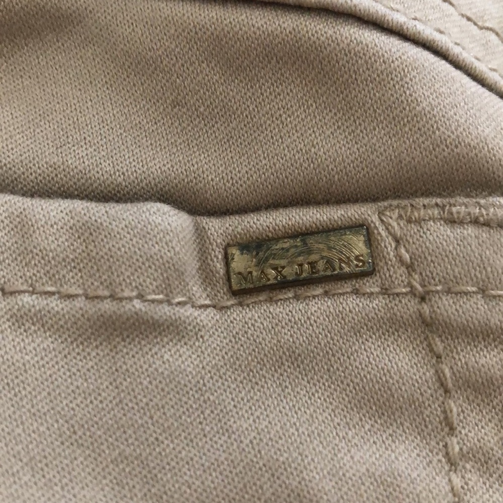 Maxstudio - Picture 3 of 9